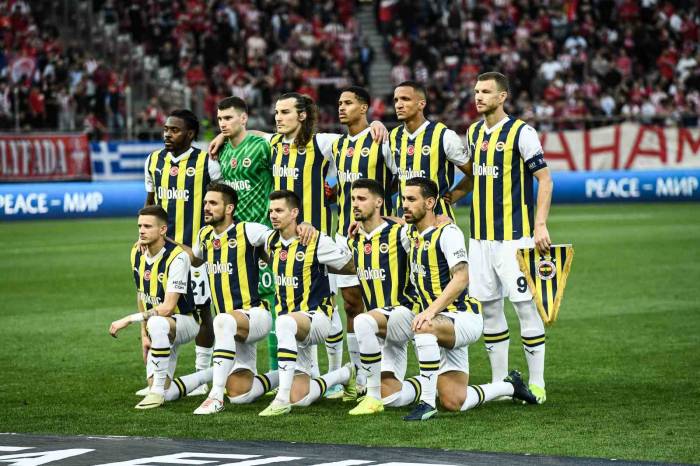 Uefa Avrupa Konferans Ligi: Olympiakos: 2 - Fenerbahçe: 0 (İlk Yarı)