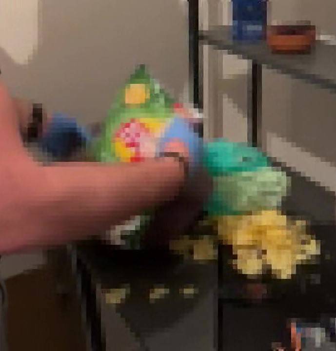 Cips Paketlerinden Uyuşturucu Çıktı