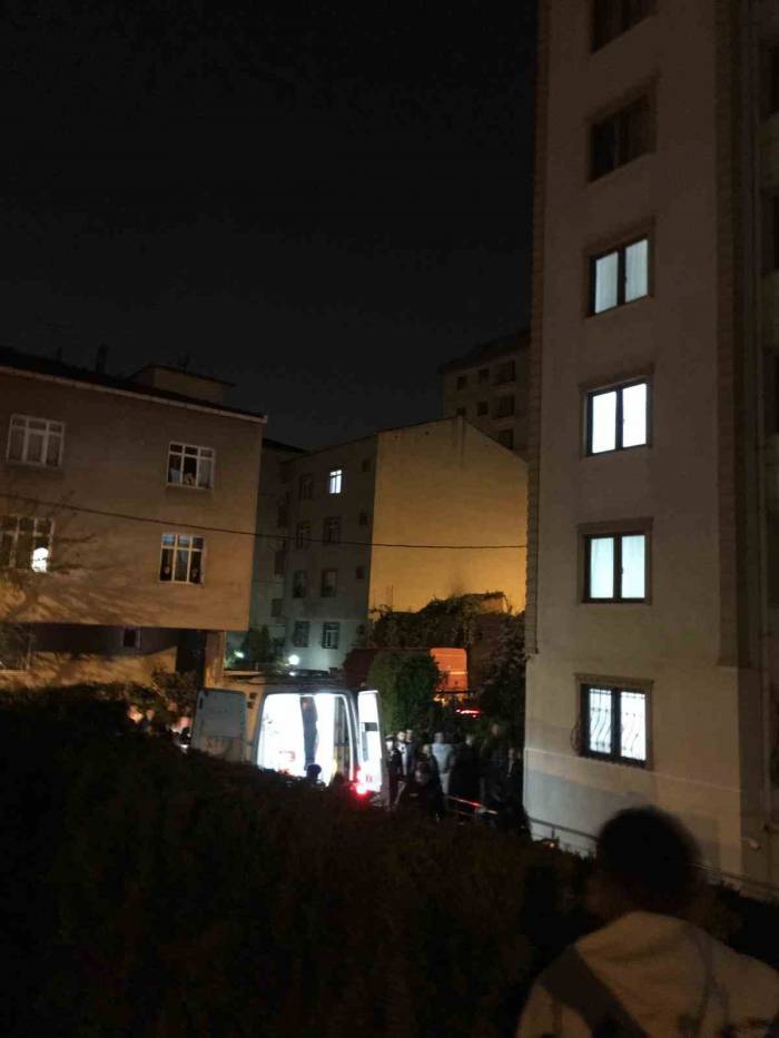 Pendik’te 22 Yaşındaki Genç İntihar Etti