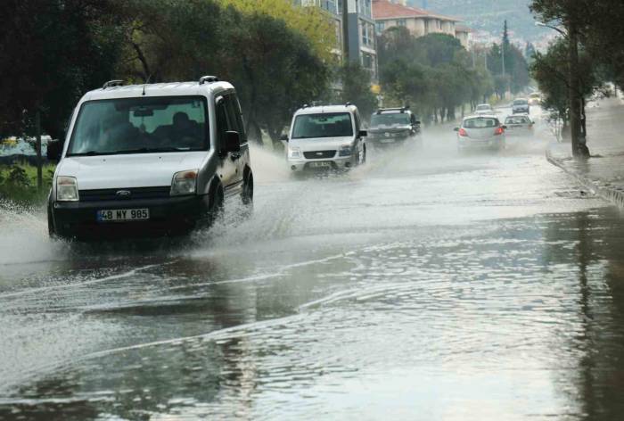 Muğla’da Yağmur Sürprizi