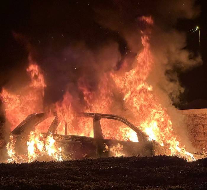 Seyir Halindeki Otomobil Cayır Cayır Yandı