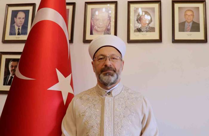 Diyanet İşleri Başkanı Erbaş, Vatikan’da Papa Fransuva İle Görüştü