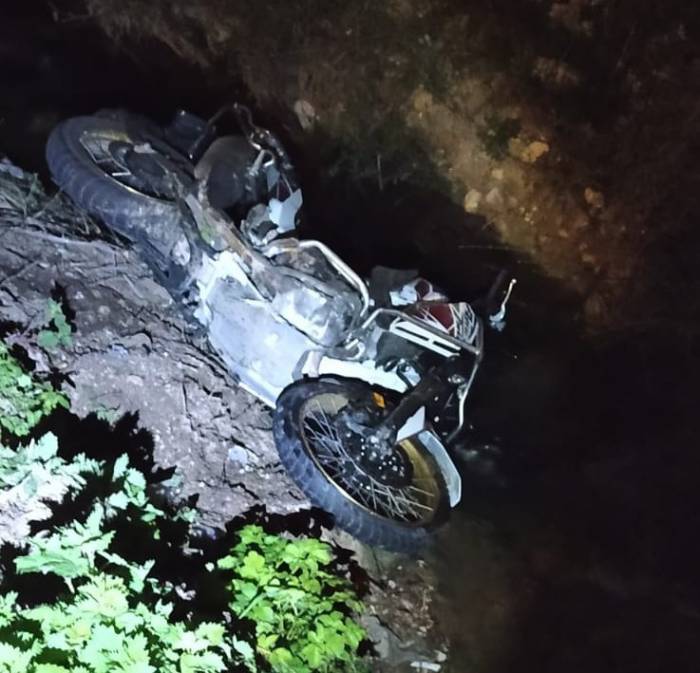 Motosiklet İle Panelvan Çarpıştı: 2 Yaralı