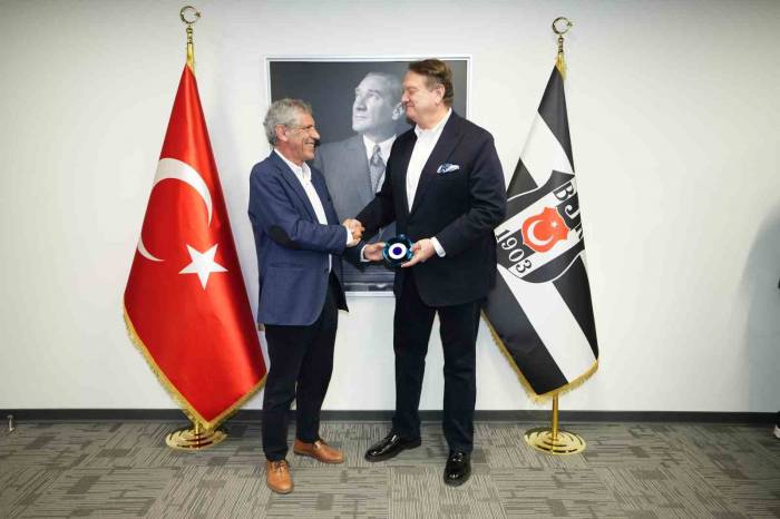 Beşiktaş Başkanı Hasan Arat, Fernando Santos İle Vedalaştı