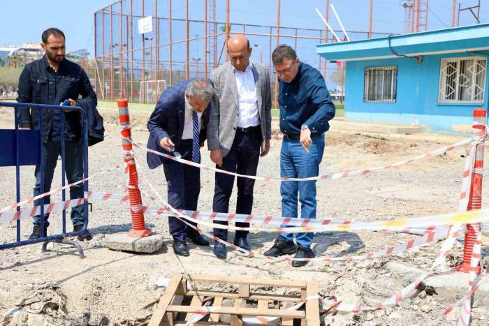 Gaziantep Büyükşehir Belediyesi İskenderun’a Destek İçin Sahada