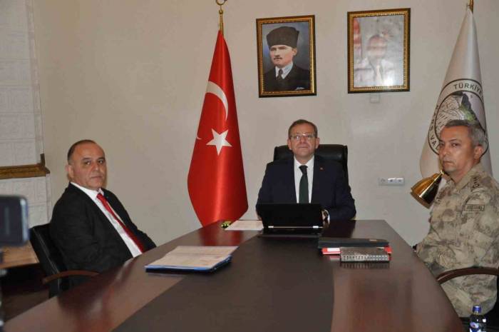 Kars’ta Asayiş Ve Güvenlik Toplantısı Yapıldı