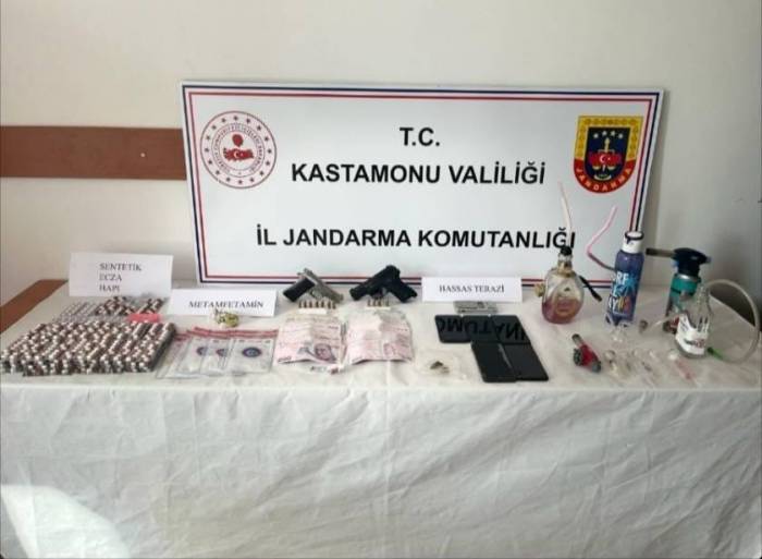 Kastamonu’da Uyuşturucu Operasyonu: 3 Tutuklama