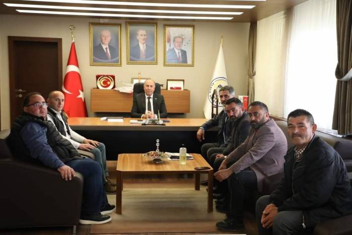 Muhtarlardan Başkan Arslan’a Tebrik Ziyareti