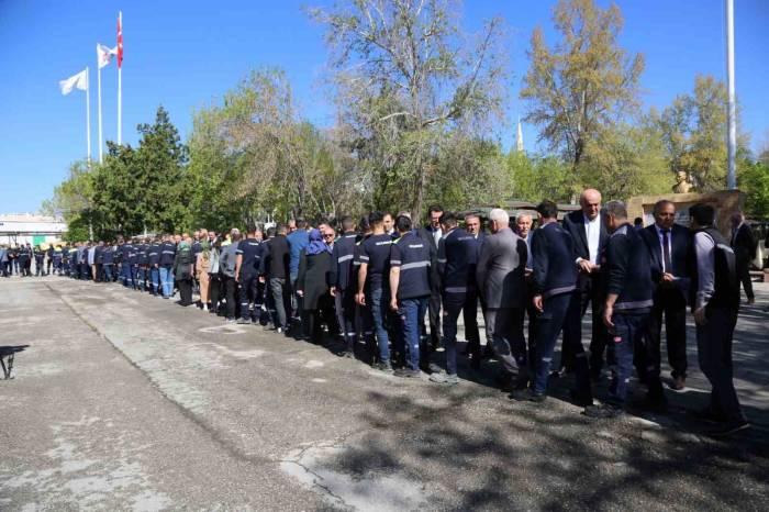 Başkan Erkoyuncu: “10 Bine Yakın Çalışanımızla Çalışmalarımızı Sürdürecek, Başarılarımızı Artıracağız”