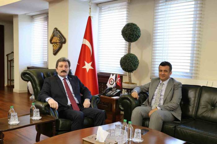 Vali Tavlı Ve Başkan Doğan Samsun’u Görüştü