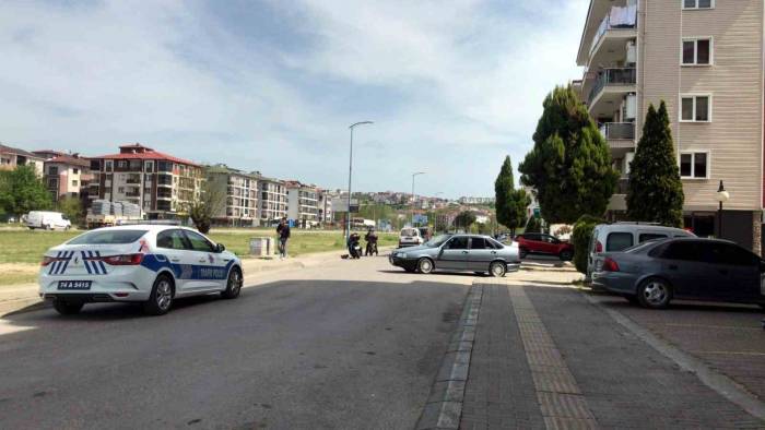 Sipariş Götüren Kurye Kaza Yaptı: 1 Yaralı