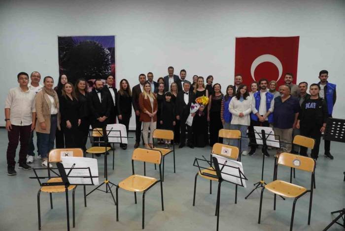 İzmir Senfoni Orkestrası Çivril’de İlk Kez Konser Verdi