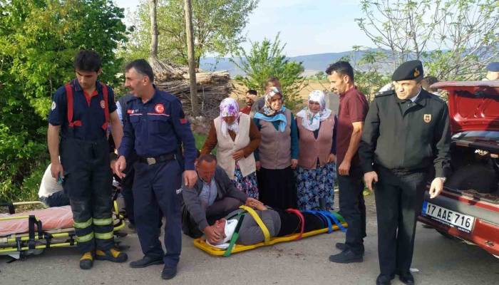 Samsun’da İki Otomobil Kafa Kafaya Çarpıştı: 8 Yaralı