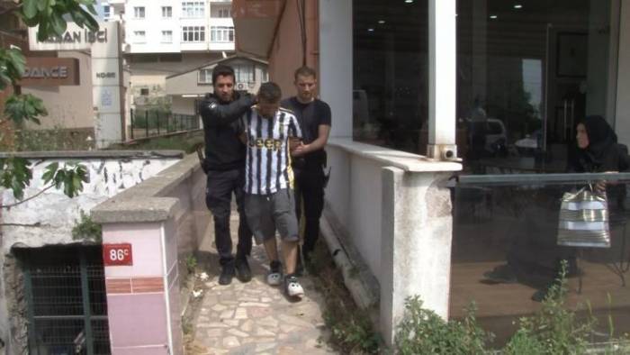 Kartal’da Uyuşturucu Kullanan Gençler Arasında Kavga: 1 Kız, 3 Erkek Gözaltına Alındı
