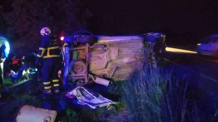 Keşan’da Otomobil Hafif Ticari Araca Çarptı: 1 Kişi Öldü, 2 Kişi Yaralandı