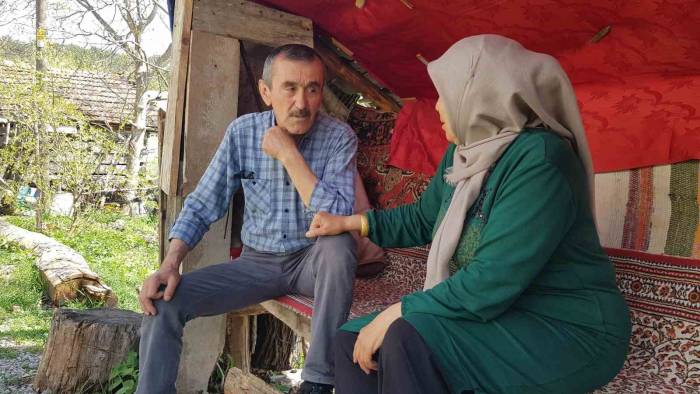 3 Dönem Kuralına Uydu Muhtarlığı Eşinden Devraldı