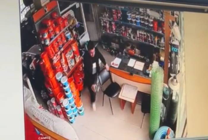 Tokat’ta 5.6 Büyüklüğündeki Deprem Güvenlik Kameralarına Yansıdı