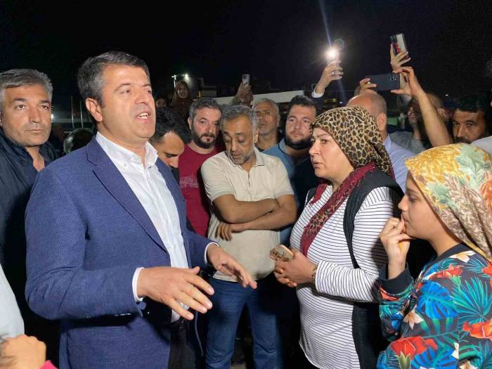 Belediye Başkanı Sular Gelene Kadar Musluk Başında Bekledi