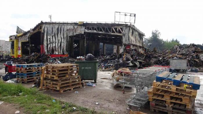 Market Alev Alev Yanmıştı, Tahribatın Boyutu Ortaya Çıktı