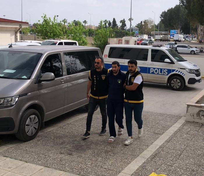 Husumetlisini Öldürdü, Yakalanınca ‘Öldürme Amacım Yoktu’ Dedi