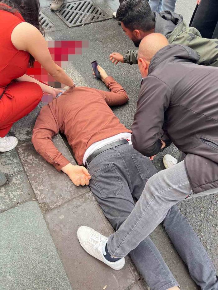 Husumetlisini Günlerce Takip Edip Pusuya Yattı: Minibüse Bindiği Esnada Silahla Vurdu