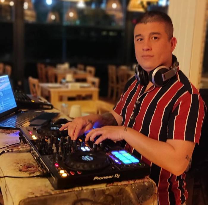 İstanbul’da Yeni Mekanına Ateş Açılan Dj O Anları Anlattı: “Mekanın İçerisinde 100 Kişiye Yakın Müşteri Vardı”