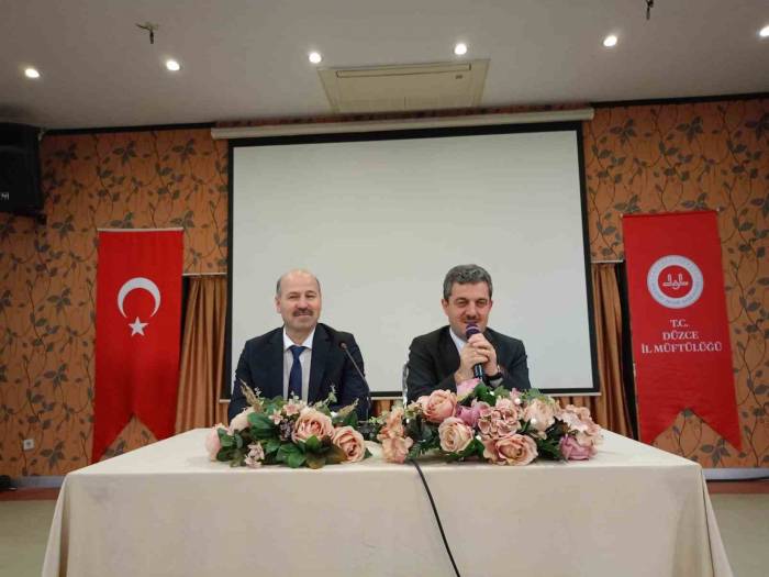 Din Görevlileri Bir Araya Geldi