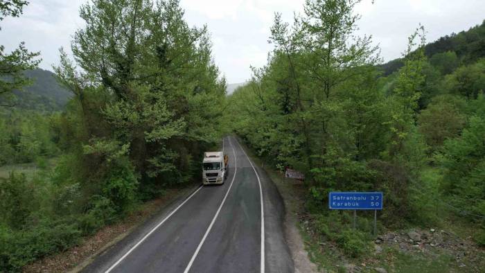 Safranbolu’daki Ağaç Tüneli Hayran Bırakıyor