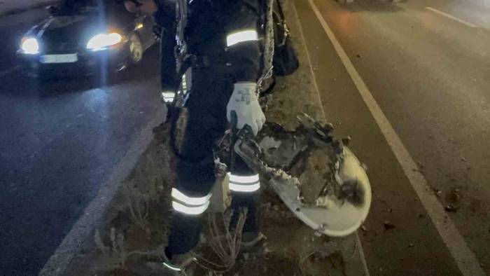 Aydınlatma Lambası Alev Alev Yandı