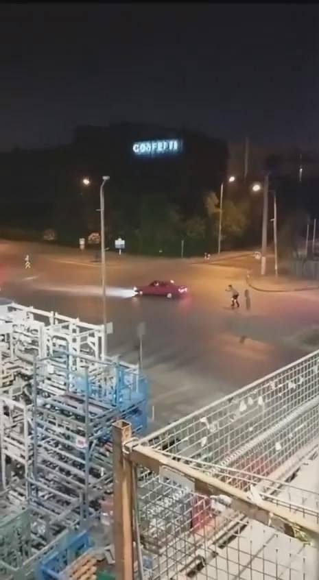 Dakikalarca Drift Atmıştı, Polisten Kaçamadı