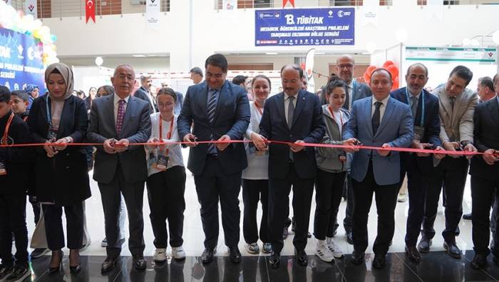 Tübitak Ortaokul Öğrencileri Araştırma Projeleri Yarışmaları Etü Ev Sahipliğinde Başladı