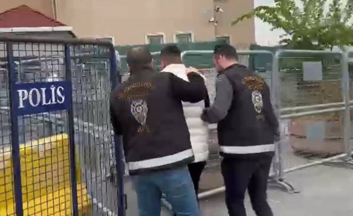 Düğün Konvoyunda Araçtan Ateş Eden Şahıs Yakalandı