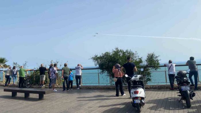 Türk Yıldızlarının Provası Bile Nefes Kesti