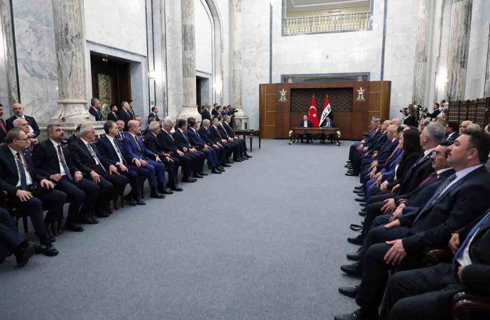 Türkiye İle Irak Arasında 26 Anlaşma İmzalandı