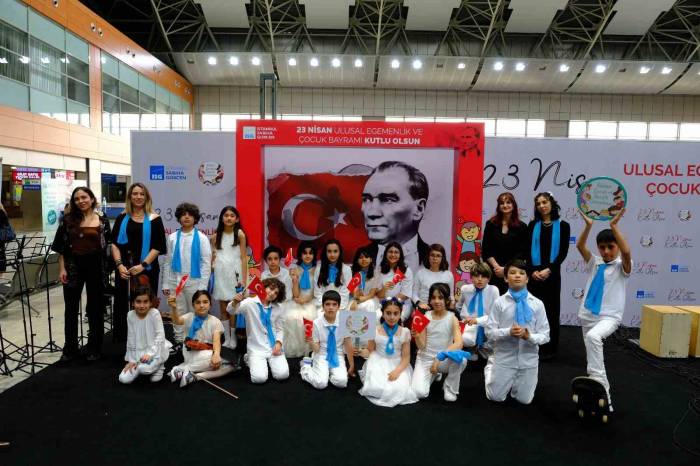 Sabiha Gökçen Havalimanı’nda 23 Nisan Konseri