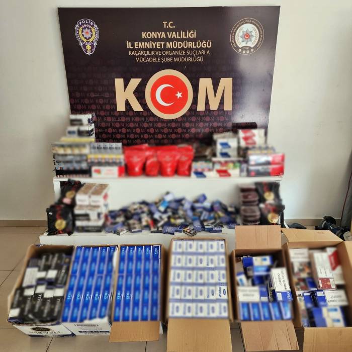 Piyasa Değeri 1 Milyon 850 Lira Gümrük Kaçacağı Ürün Ele Geçirildi: 8 Gözaltı