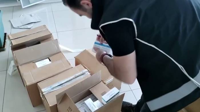 İstanbul’da 50 Milyon Liralık Kaçak Ve Sahte İlaç Operasyonu: 16 Gözaltı