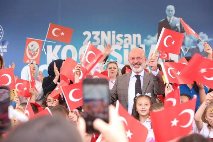 Kocasinan’da 3 Gün Süren Çocuk Şenlikleri, Büyük Yankı Uyandırdı