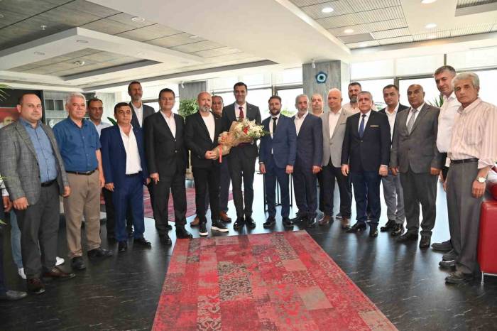 Manisa’da Toplu Ulaşım Sorunu Ortak Akılla Çözülecek