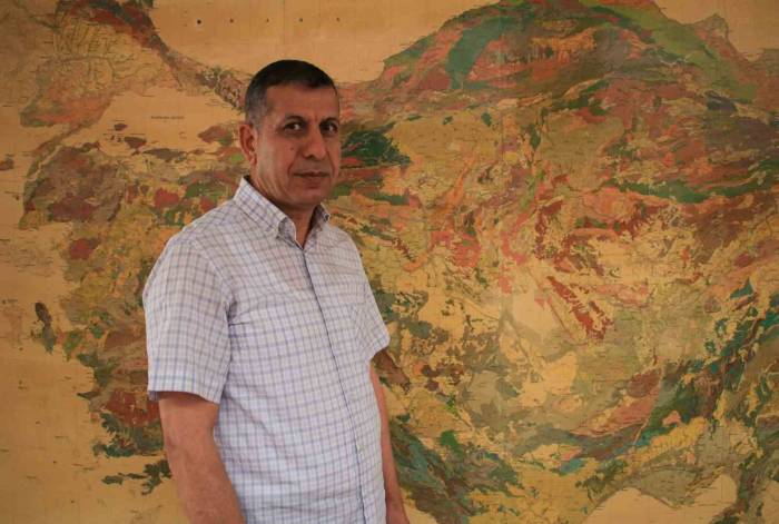 Doç. Dr. Hayati Koç: "Mersin Olarak Ecemiş Fayı’ndan Etkilenebiliriz"