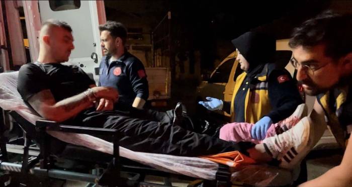 Polise Silah Çeken Şüpheli Vurularak Yakalandı