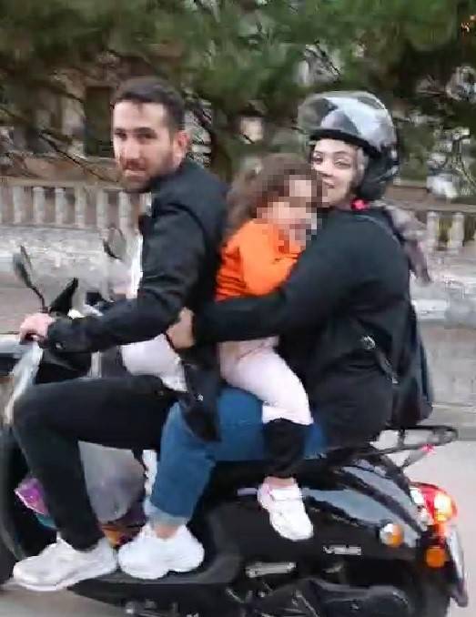 Motosikletle Tehlikeli Yolculuklar Görüntülendi