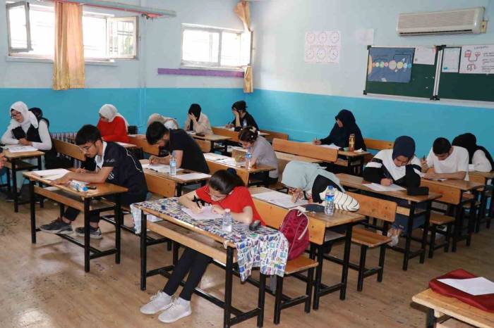 Yks’ye Hazırlanan Öğrenciler Canpolat’a Teşekkür Etti