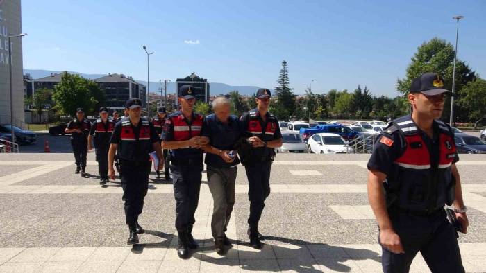 Otomobil İle Ezerek Husumetlisini Öldüren Cinayet Zanlısının Cezası Belli Oldu