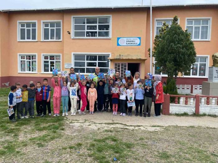 Trafik Dedektifleri Projesinde Öğrencilere Eğitim Verildi