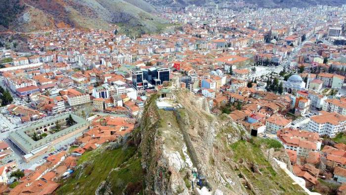 Drakula’nın Hapishanesi Tokat Kalesi’nde 15 Yıldır Restorasyon Sürüyor