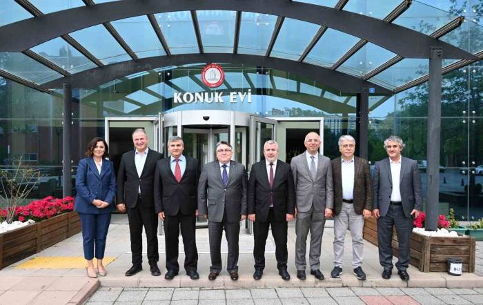 Ösym Başkanı Ersoy’dan Rektör Özölçer’e Ziyaret