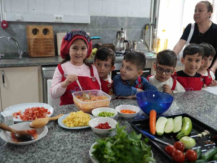 Anne-çocuk Gününde Keyifli Vakit Geçirdiler