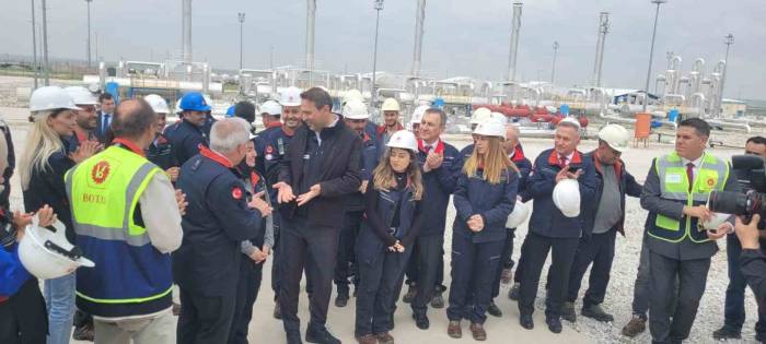 Bakan Bayraktar: “Türkiye, Yaklaşık 5.8 Milyar Metreküp Gazını Depoluyor”