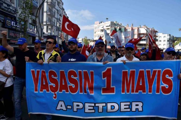 Aliağa’da 1 Mayıs Coşkusu